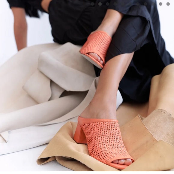 NWT Daniella Shevel SALMA Coral Nappa Leather Square Toe Sandal Low Heel 37 - Picture 3 of 9